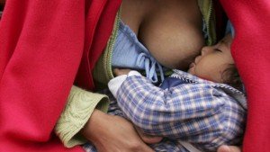 allaitement-sein-bebe-2765860dgciz_1713