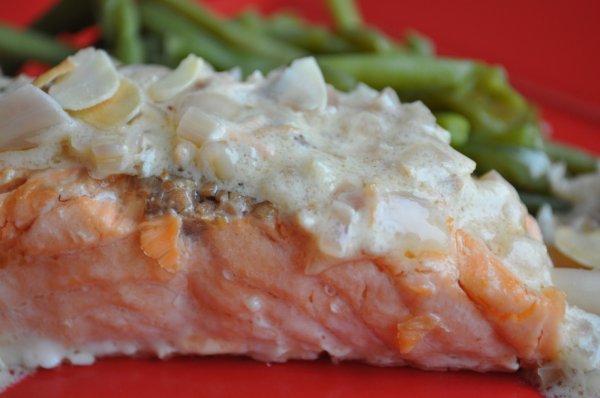 saumon-sauce-cremeuse-a-l-echalote